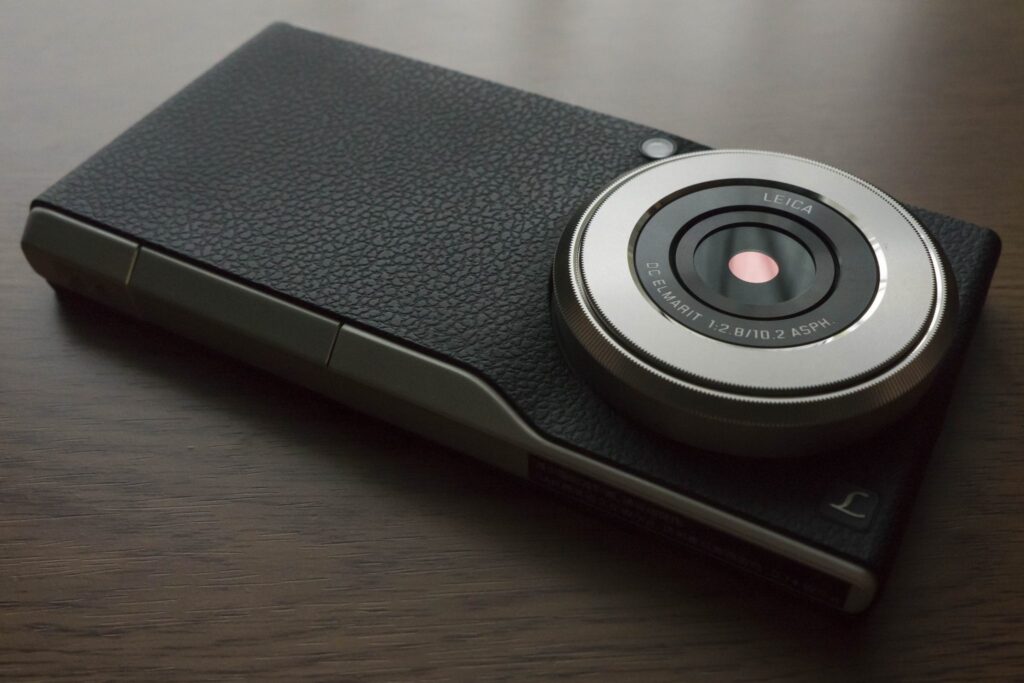 Panasonicのコミュニケーションカメラ、LUMIX DMC-CM1を今更ながら購入