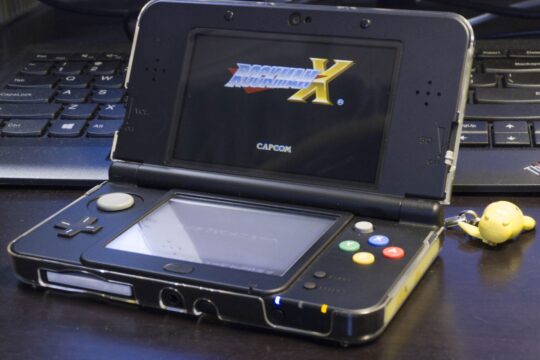 ニンテンドー New 3DS 向けに往年の名作 ロックマンXの配信がスタート