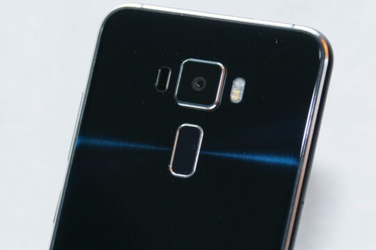 おいしく撮れるかな – ZenFone 3のカメラでエンパイア・グリルのコース料理を撮ってみた。