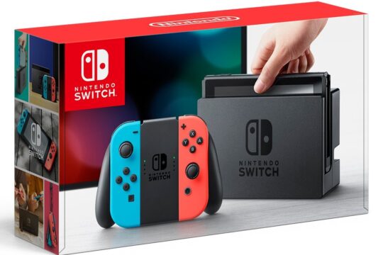AmazonでNintendo Switchの予約受付が再開。今なら発売日の3月3日到着予定で予約注文が可能。