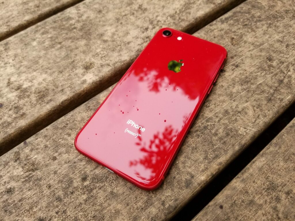 【3/20~】機種変更でも約1.9万円。NTTドコモ、iPhone 8 64GBの機種変更を端末購入サポート対象に追加。