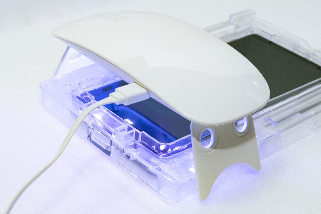 イマドキスマホの「ラウンドガラス」をしっかり保護できる。Whitestone Dome Glassを試す。