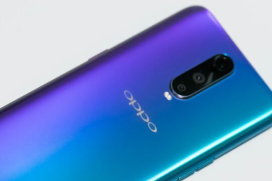2019年1台目のスマホ、「OPPO R17 Pro」を買いました。これ、めっちゃいい（かも）