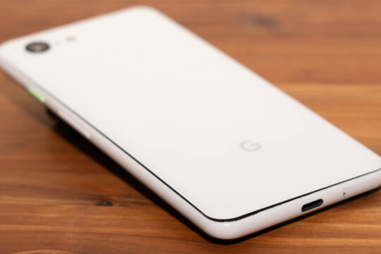 Pixel 3のバッテリーが膨脹。Googleに連絡したら良品交換してもらえた。