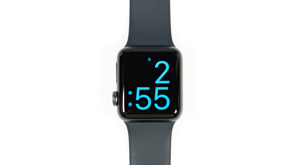 今更ながらApple Watchデビュー。結構便利で気に入りました。